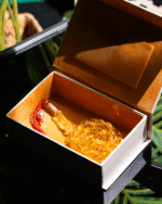 ⁦كهرمان طبيعي شفاف قصة بيض حمام - لوقو الخالدي⁩ - الصورة ⁦2⁩