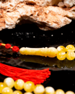 ⁦كهرمان طبيعي مبرقع قديم⁩ - الصورة ⁦2⁩