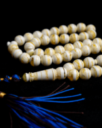 ⁦مسباح مستكه "جبس بعسل" تشخيط عرض⁩ - الصورة ⁦3⁩