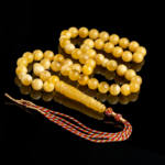 كهرمان طبيعي شاهد و وزن مميز