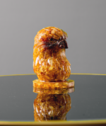 ⁦تحفه كهرمان راس الصقر⁩ - الصورة ⁦2⁩