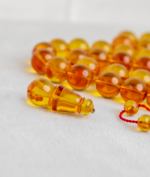 ⁦مسباح شفاف عسلي⁩ - الصورة ⁦2⁩