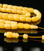 ⁦مسباح مستكه شبيه الكهرمان⁩ - الصورة ⁦4⁩