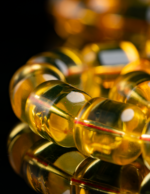 ⁦كهرمان طبيعي شفاف زبدة قصة برميلي وزن مميز⁩ - الصورة ⁦3⁩