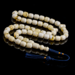 مسباح مستكه صندوقي ابيض تبرقع