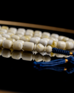 ⁦مسباح مستكه صندوقي ابيض تبرقع⁩ - الصورة ⁦2⁩