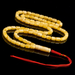 كهرمان طبيعي تبرقع ابيض