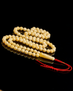 كهرمان طبيعي ابيض محاحي