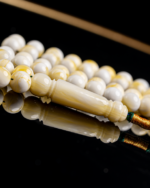 ⁦مسباح مستكه دائري ابيض تبرقع⁩ - الصورة ⁦5⁩