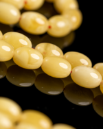 ⁦كهرمان طبيعي ناعم قصة بيض حمام⁩ - الصورة ⁦4⁩