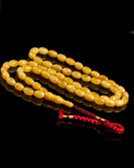 كهرمان طبيعي قديم