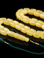 ⁦كهرمان طبيعي مبرقع شاهد و وزن مميز ملمس زبده روعه⁩ - الصورة ⁦2⁩