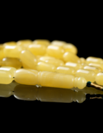 ⁦كهرمان طبيعي مبرقع شاهد و وزن مميز ملمس زبده روعه⁩ - الصورة ⁦5⁩