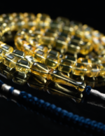 ⁦كهرمان طبيعي شفاف صافي⁩ - الصورة ⁦3⁩