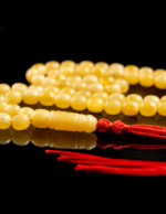 ⁦كهرمان طبيعي كلينغرادي ماخذ لون قديم قصة مميزة⁩ - الصورة ⁦4⁩