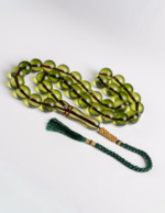 مسباح بكلايت شفاف لون عشبي مميز