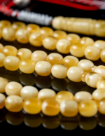 ⁦كهرمان طبيعي طباشيري بعسل نغتسات لوقو الخالدي⁩ - الصورة ⁦5⁩