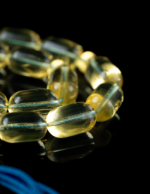 ⁦كهرمان طبيعي شفاف مائي لوقو الخالدي⁩ - الصورة ⁦4⁩